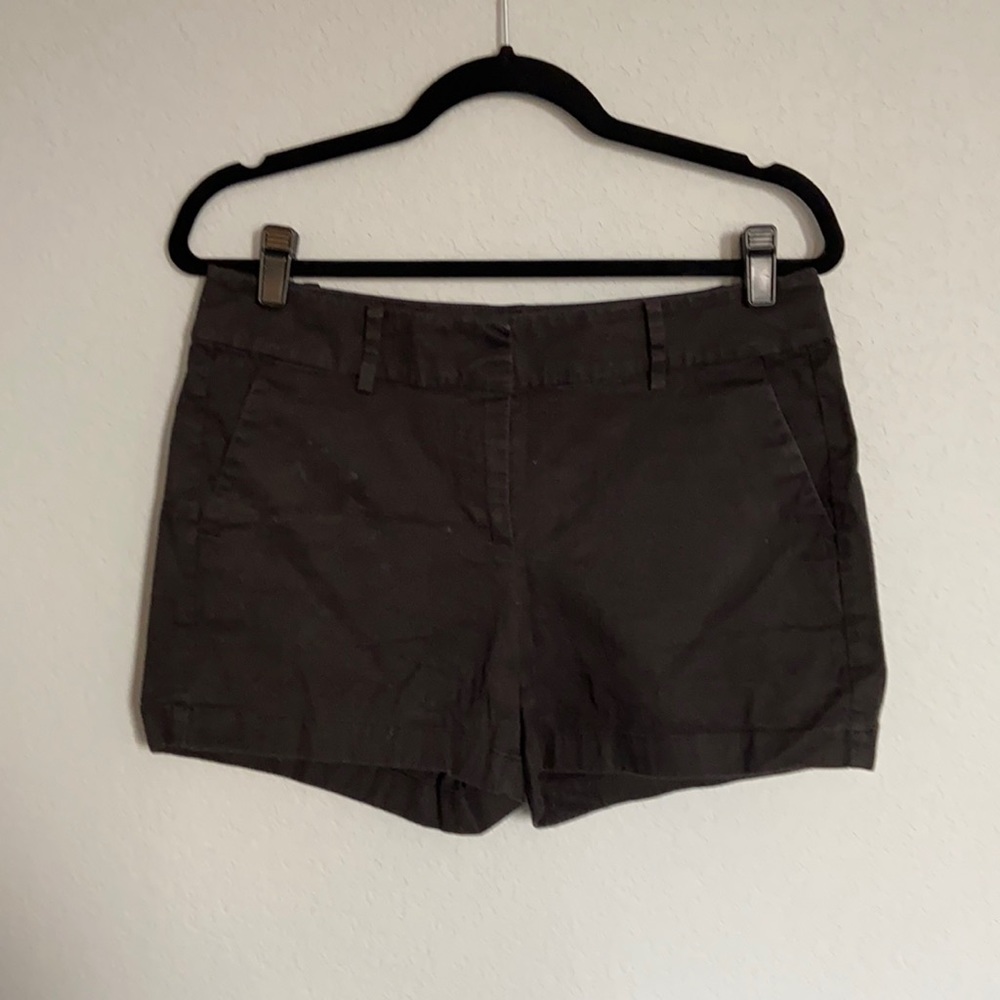 Size 6 - Ann Taylor shorts